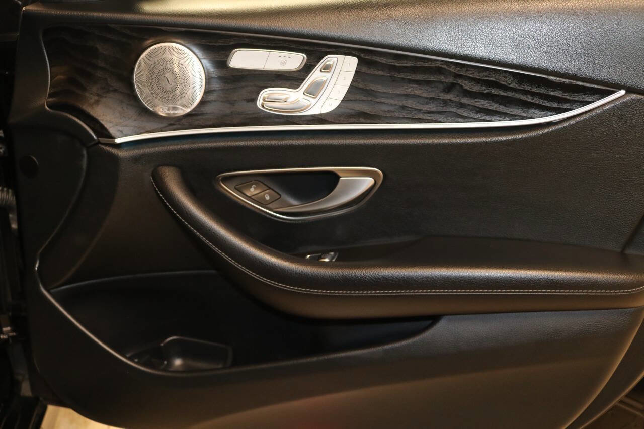 Used 2020 Mercedes-Benz E 350 Sedan image 63
