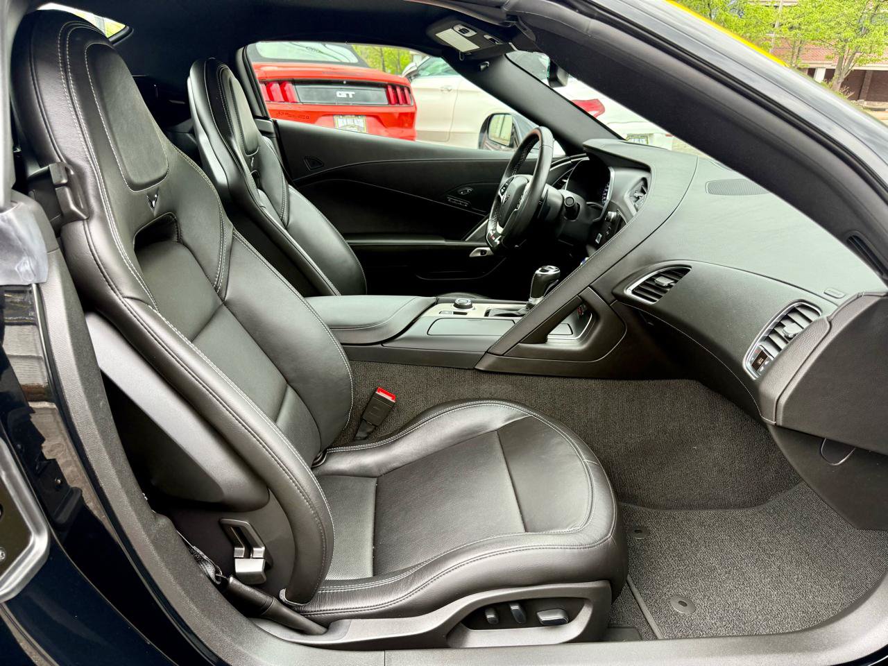 Used 2019 Chevrolet Corvette Z06 RWD image 27