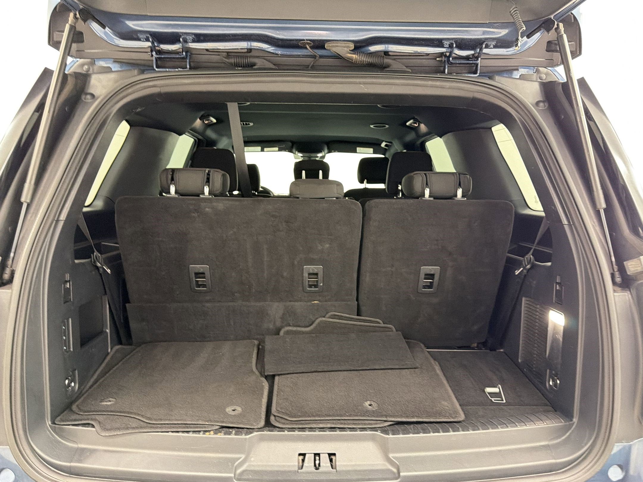 Used 2020 Ford Expedition XLT image 30