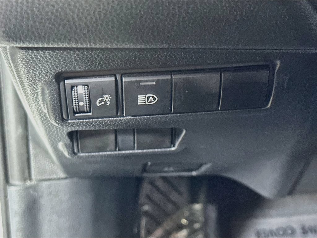 Used 2024 Toyota Corolla Cross LE w/ Moonroof Package FWD image 23