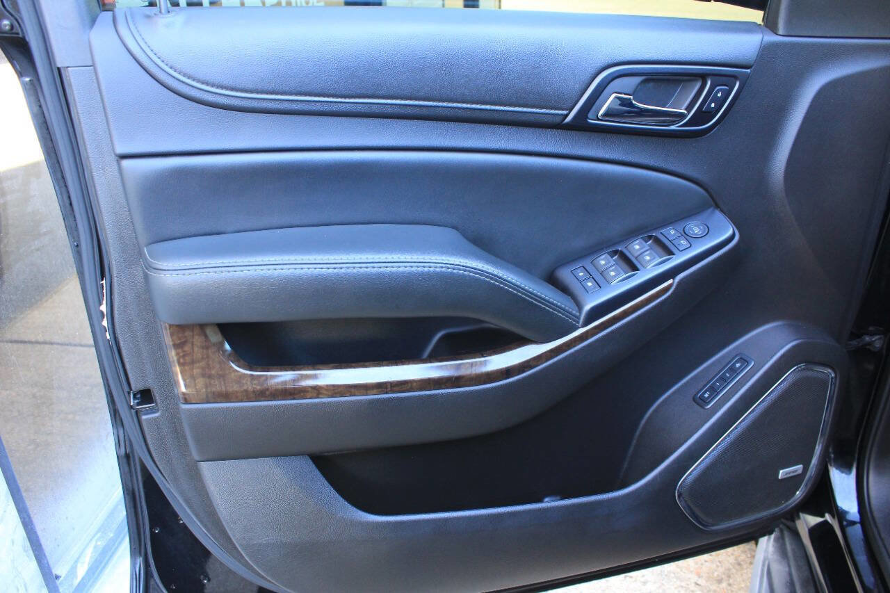 Used 2015 Chevrolet Tahoe LT image 12