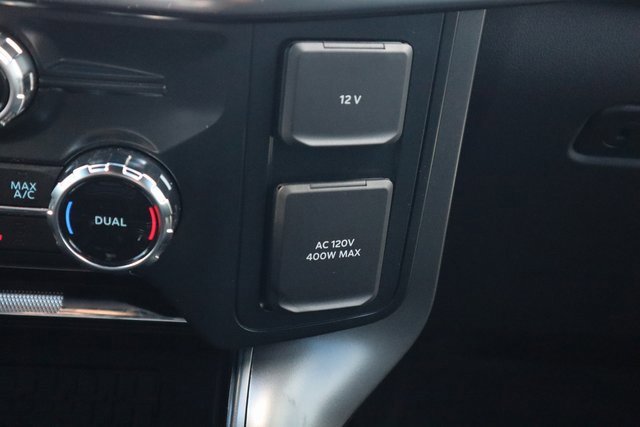 Used 2025 Ford F150 Lariat w/ Equipment Group 502A High image 18