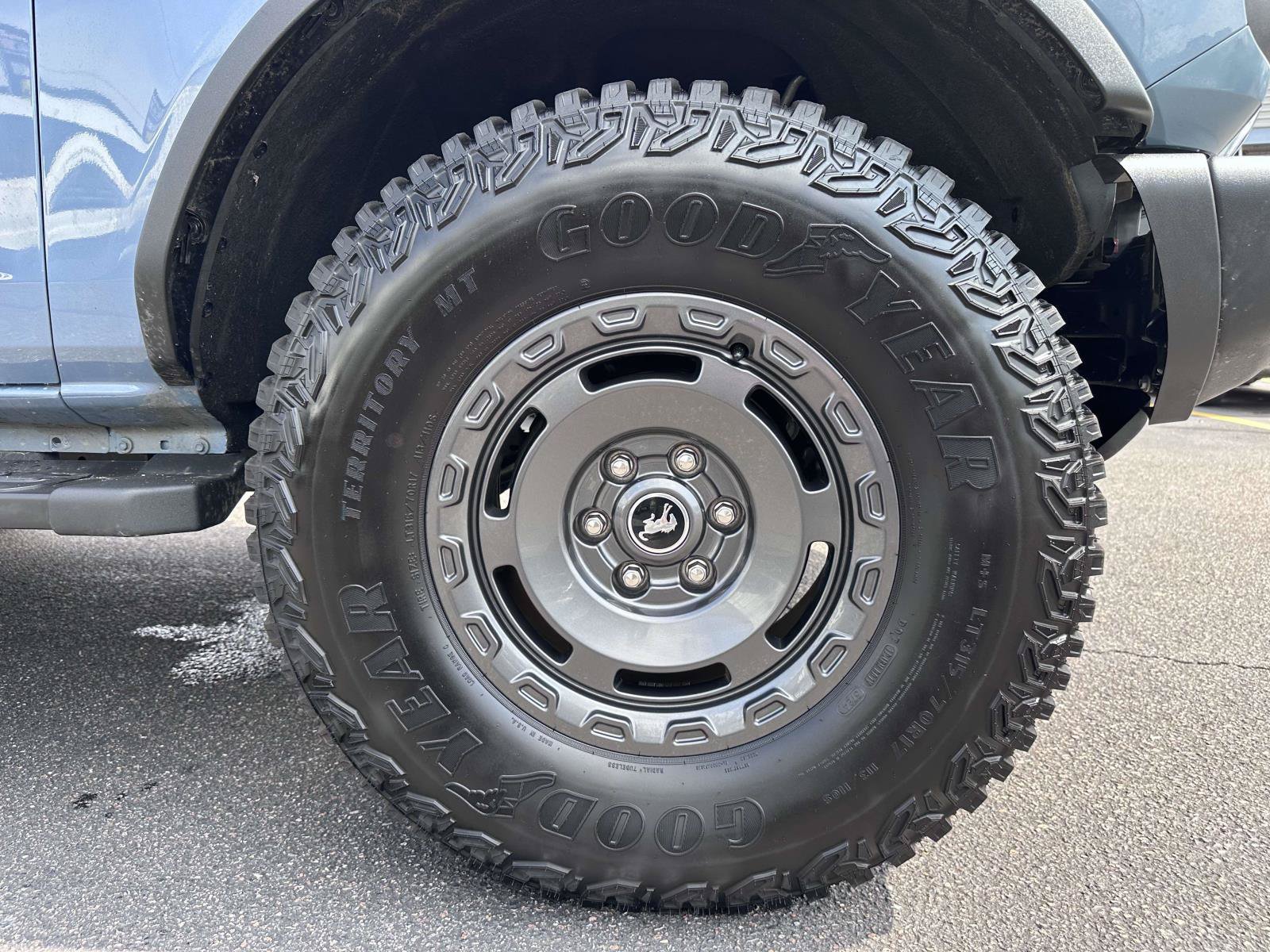 Certified 2024 Ford Bronco Black Diamond AWD/4WD image 6