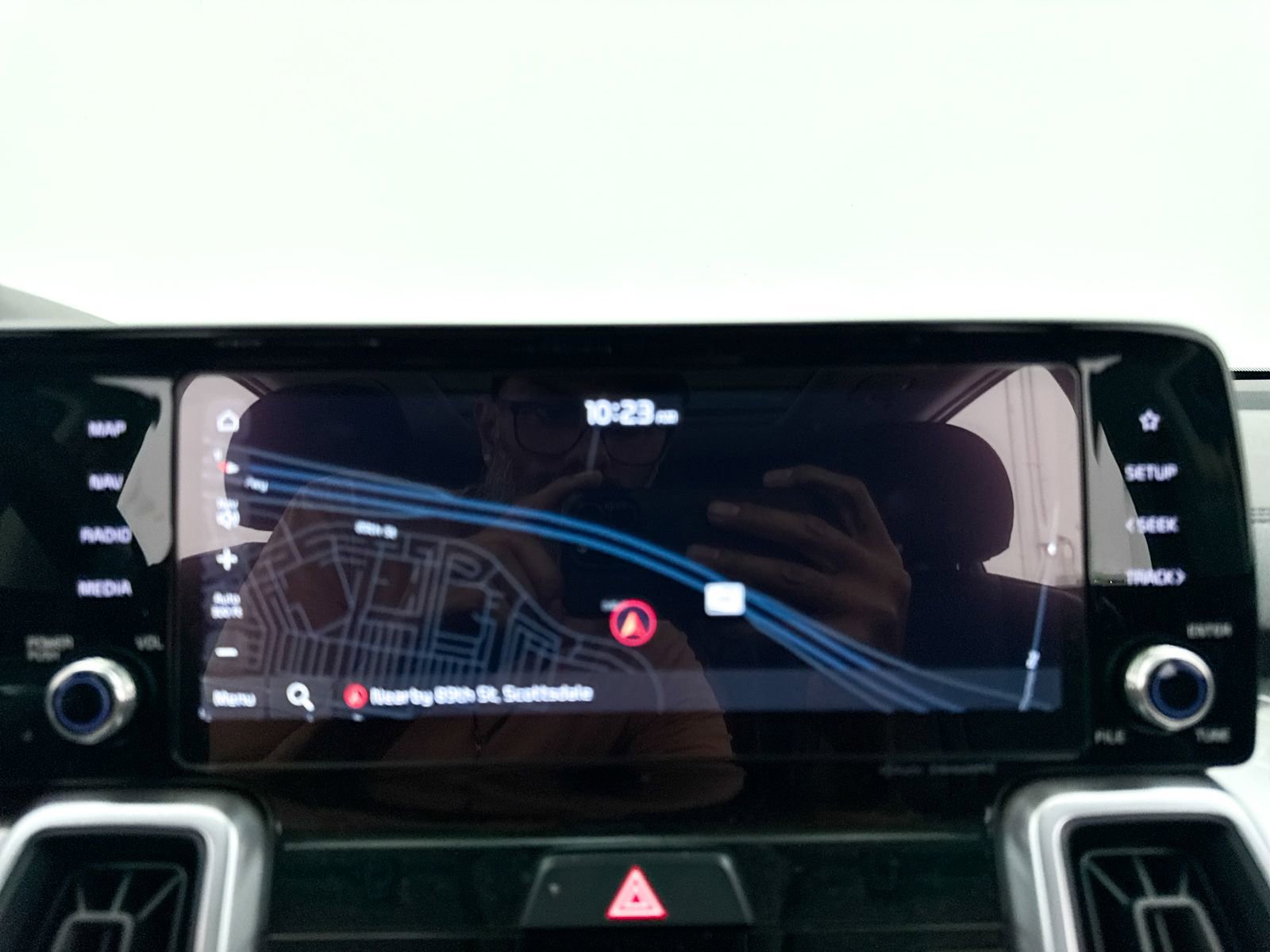 Certified 2023 Kia Sorento EX w/ Panoramic Sunroof Package FWD image 24