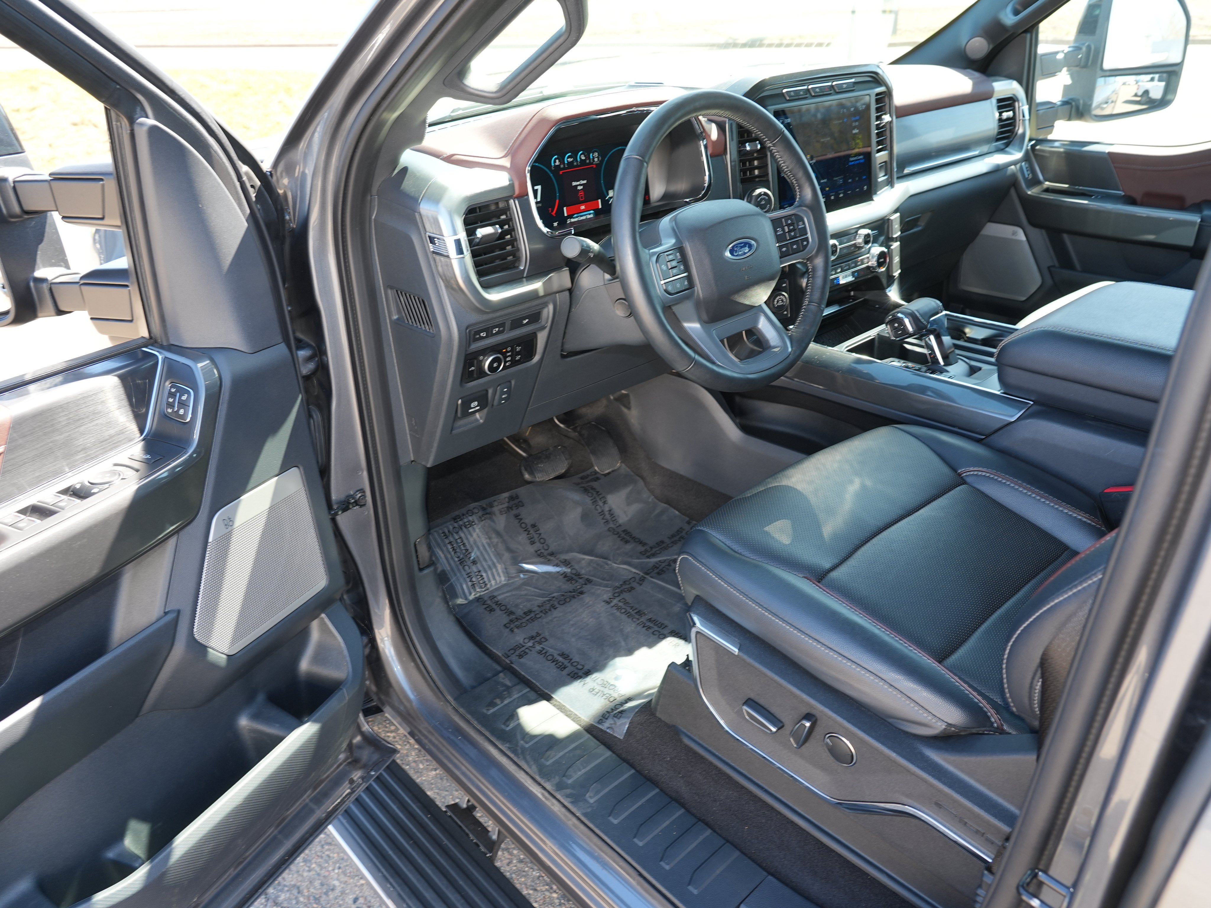 Used 2023 Ford F150 Lariat w/ Equipment Group 502A High AWD/4WD image 15