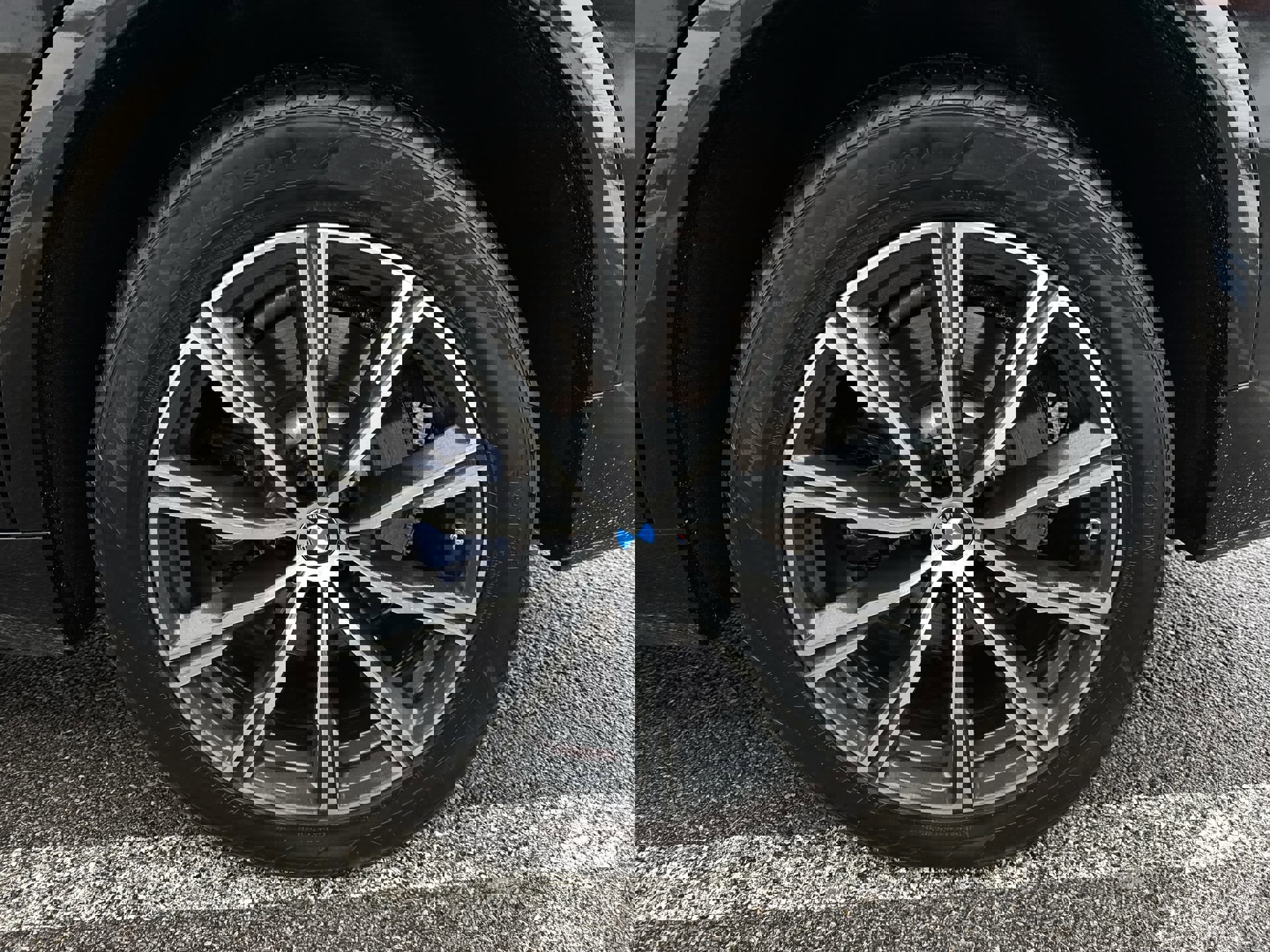 Used 2022 BMW X5 M50i w/ Executive Package image 34