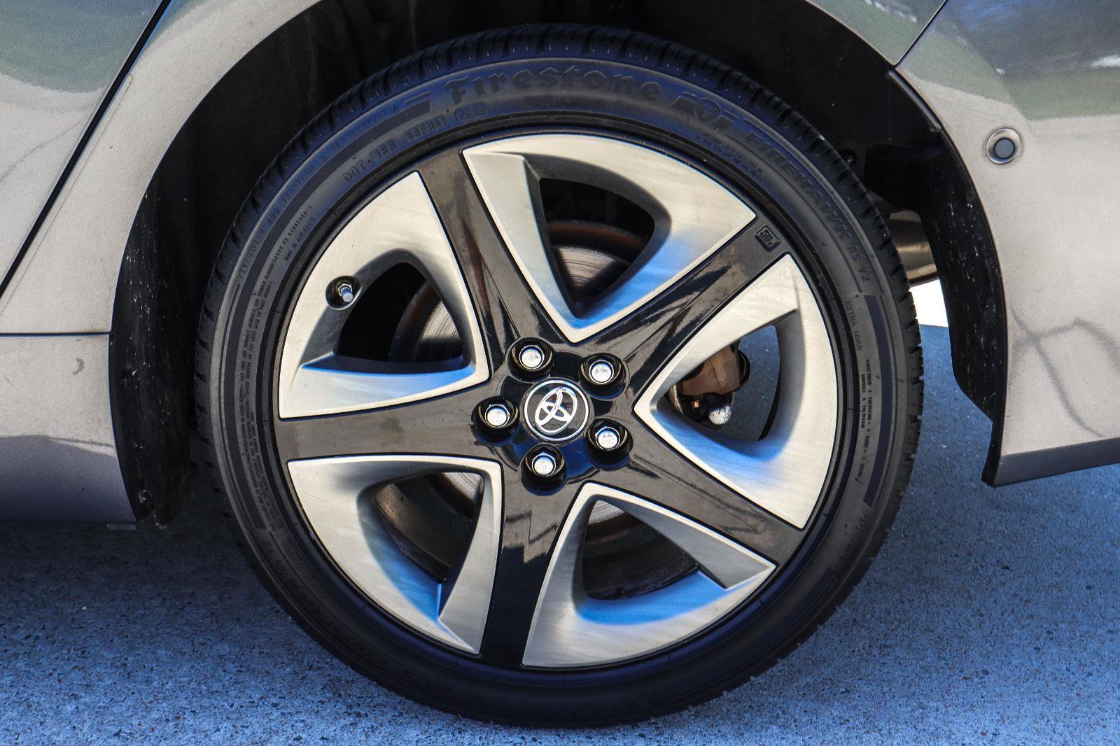 Used 2021 Toyota Prius XLE FWD image 20
