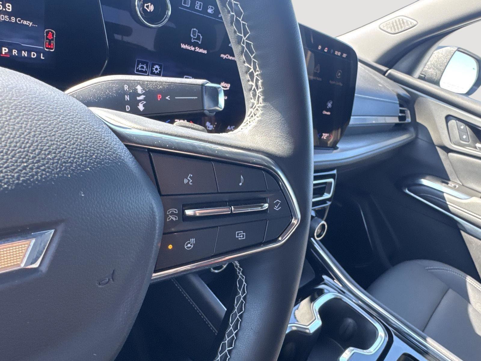 Used 2025 Chevrolet Traverse LT w/ Enhanced Driving Package image 20