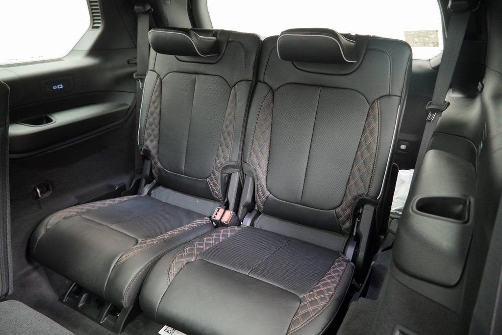 New 2025 Jeep Grand Cherokee L Summit w/ Obsidian Package image 19