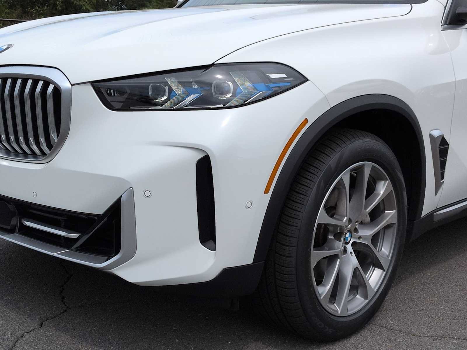 Certified 2024 BMW X5 xDrive40i w/ Executive Package AWD/4WD image 11