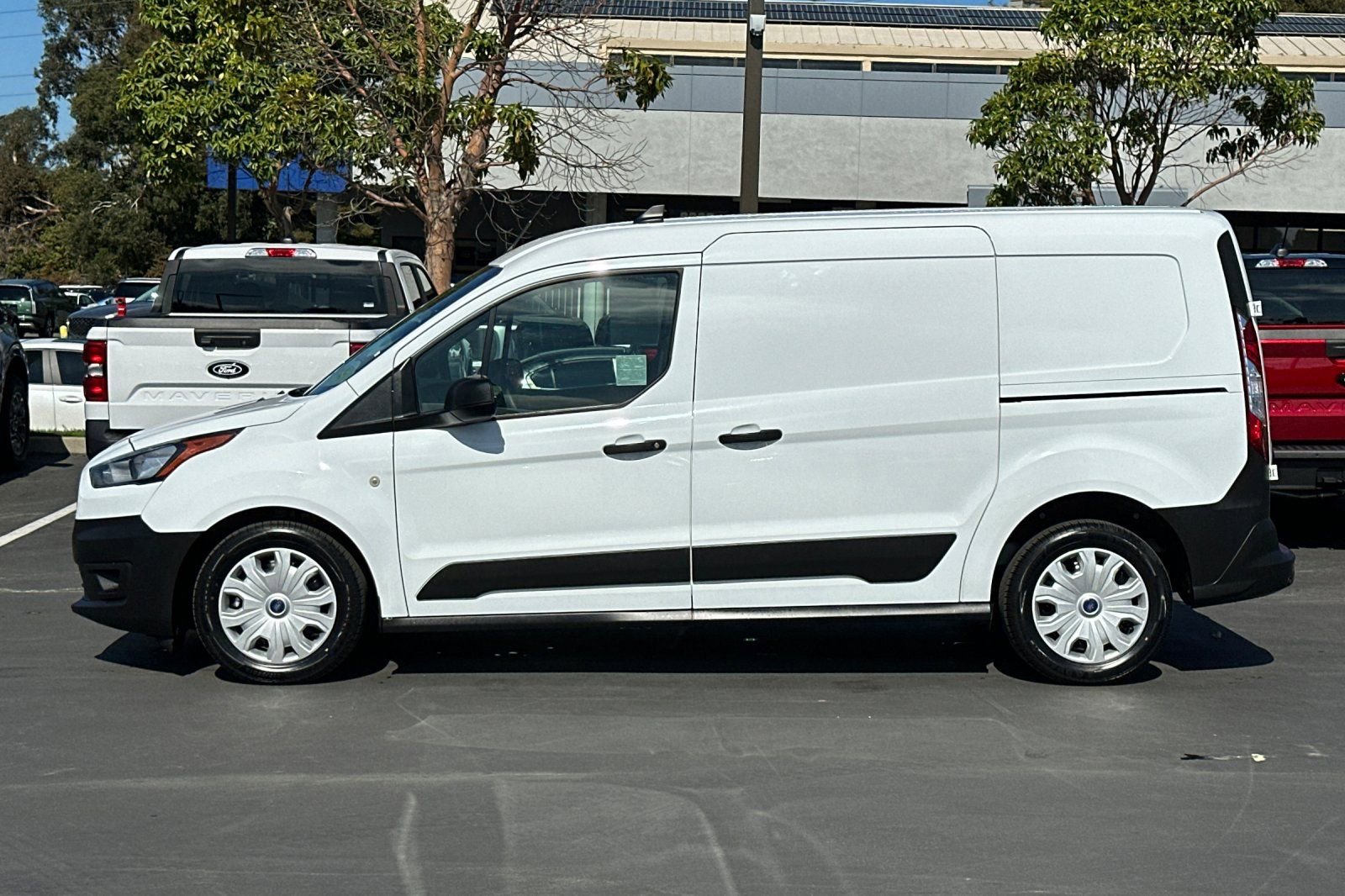 Certified 2023 Ford Transit Connect XL image 9