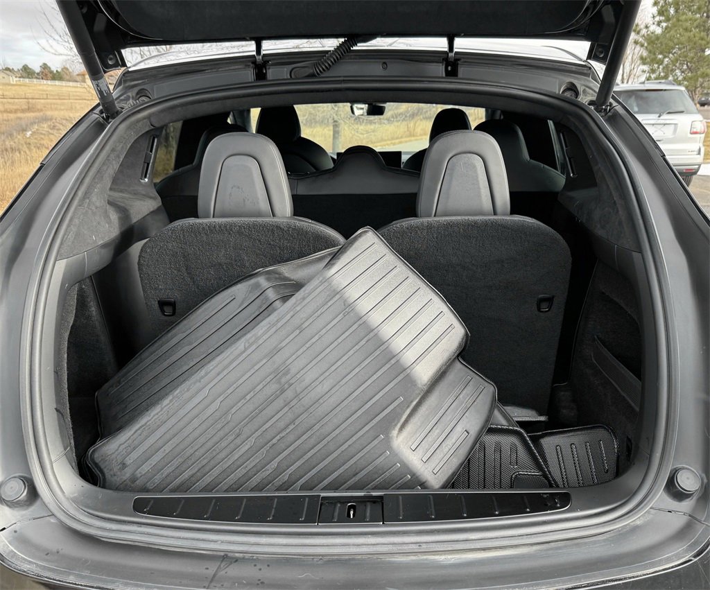 Used 2022 Tesla Model X image 10