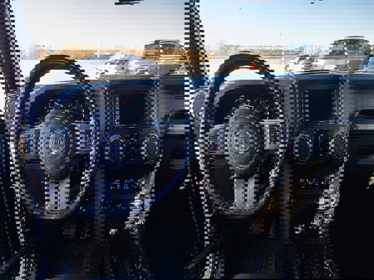 Used 2017 Jeep Wrangler Unlimited Sport image 10