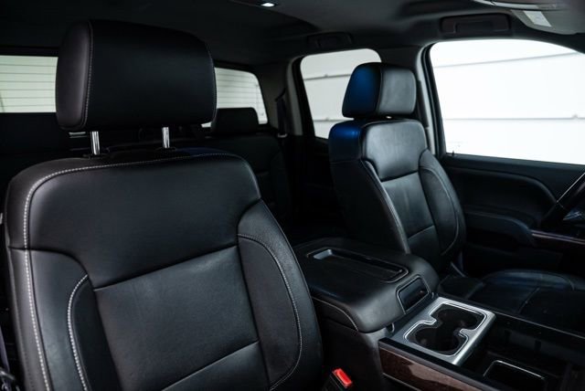 Used 2015 GMC Sierra 2500 SLT w/ Suspension Package, Off-Road image 14