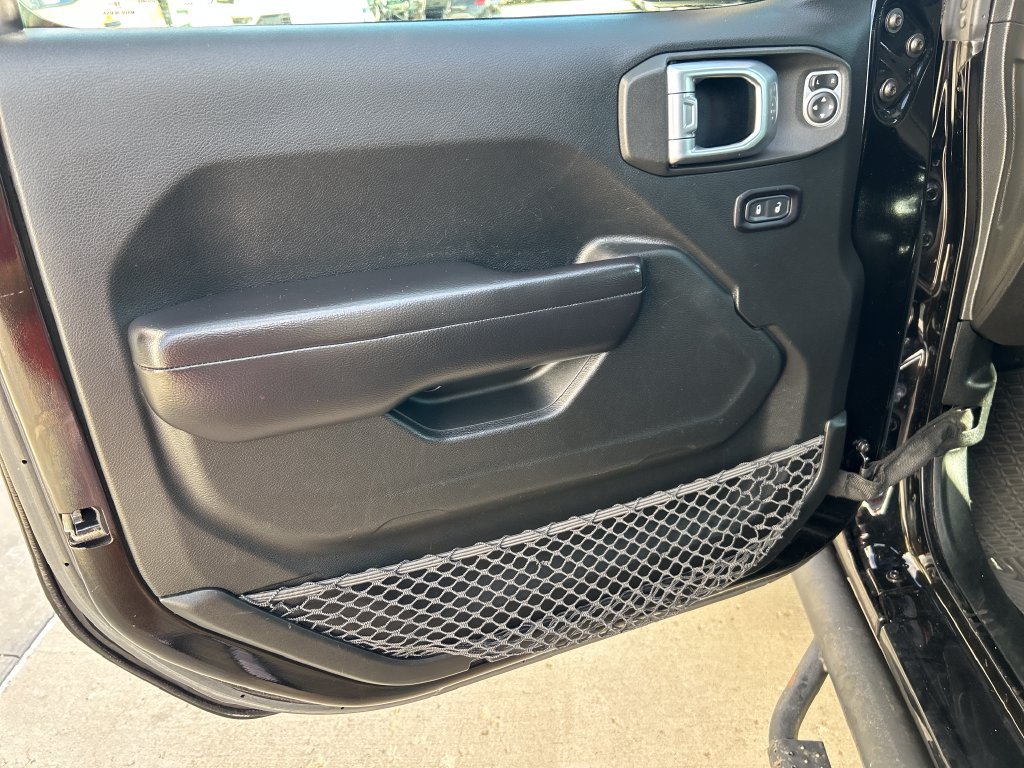 Used 2019 Jeep Wrangler Unlimited Sport S AWD/4WD image 11