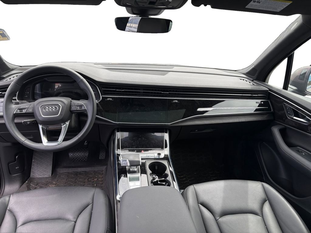 Used 2023 Audi Q7 3.0T Prestige AWD/4WD image 11