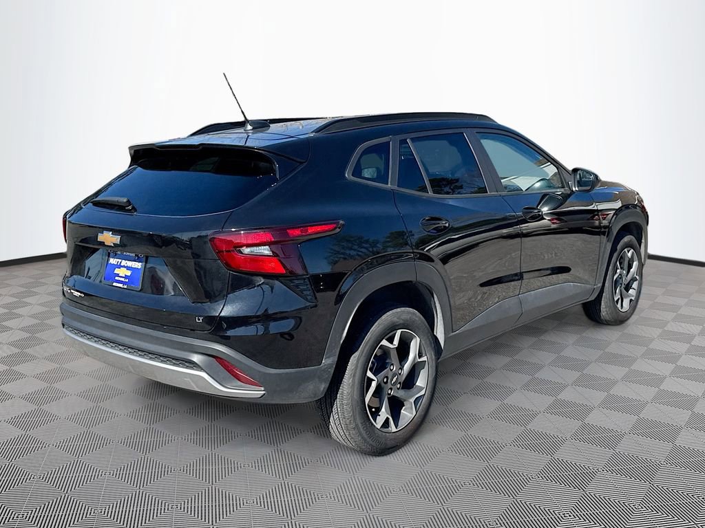 Used 2025 Chevrolet Trax LT image 5