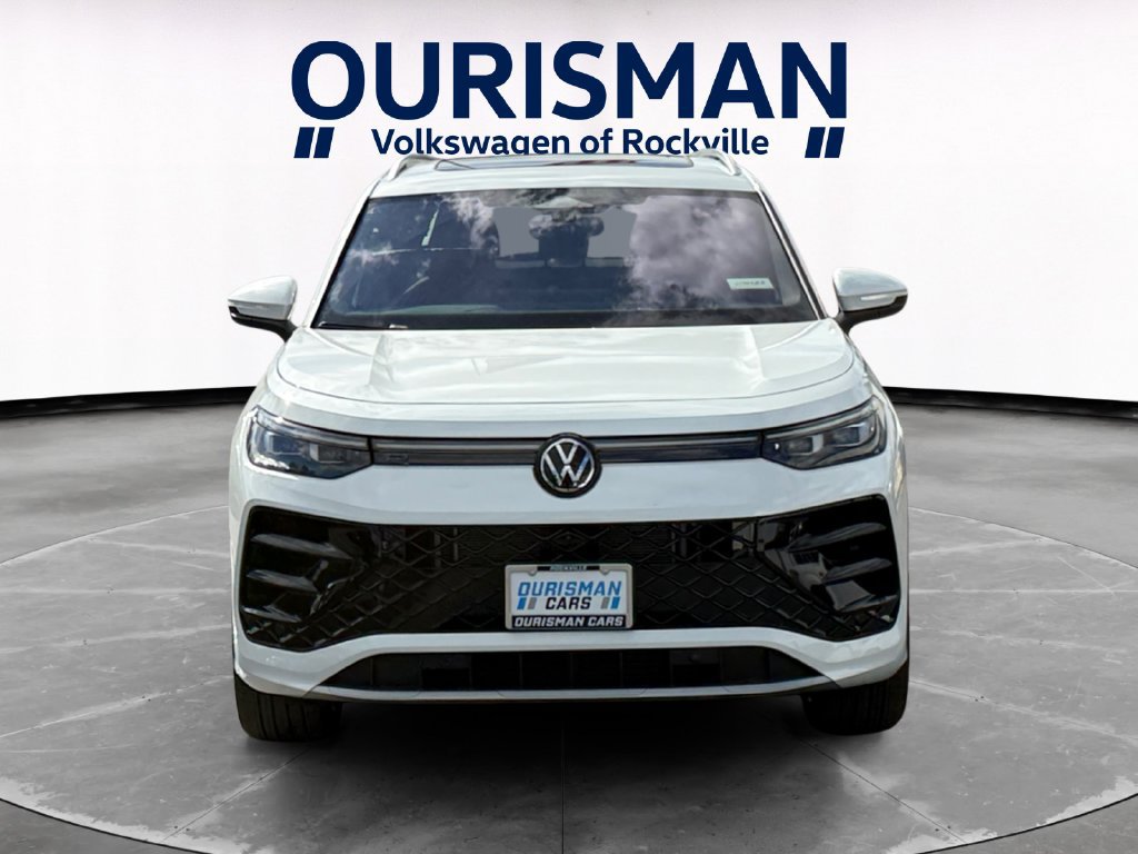 New 2026 Volkswagen Tiguan SEL R-Line AWD/4WD image 8