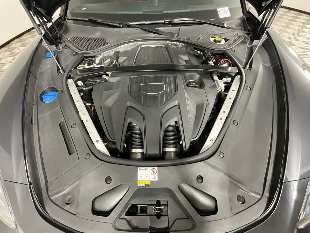 Used 2023 Porsche Panamera 4 Platinum Edition AWD/4WD image 28