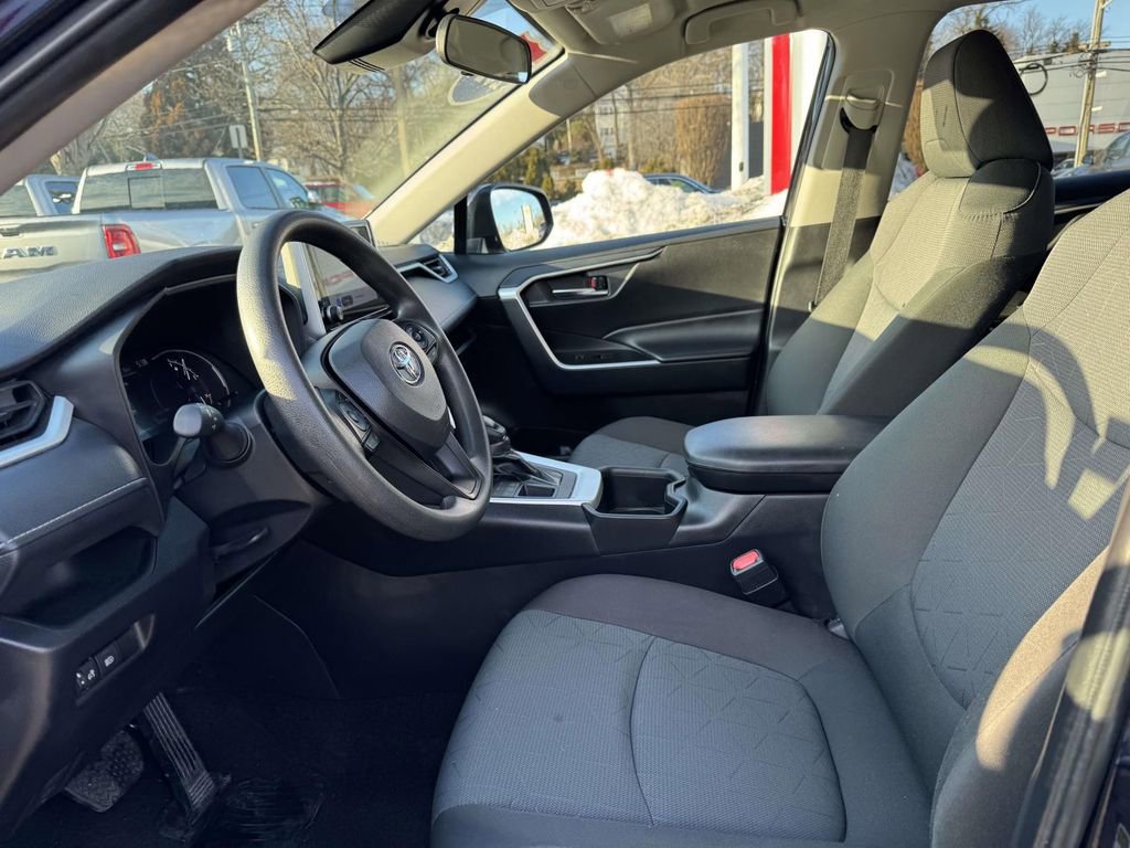 Used 2024 Toyota RAV4 XLE image 14