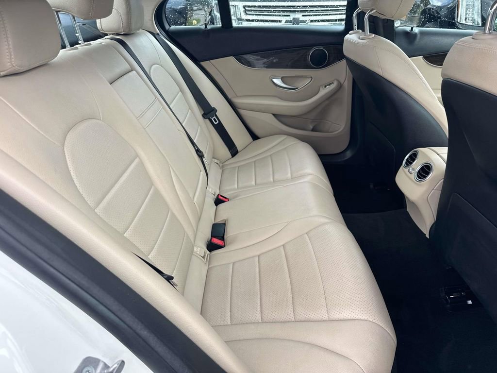 Used 2019 Mercedes-Benz C 300 Sedan image 11