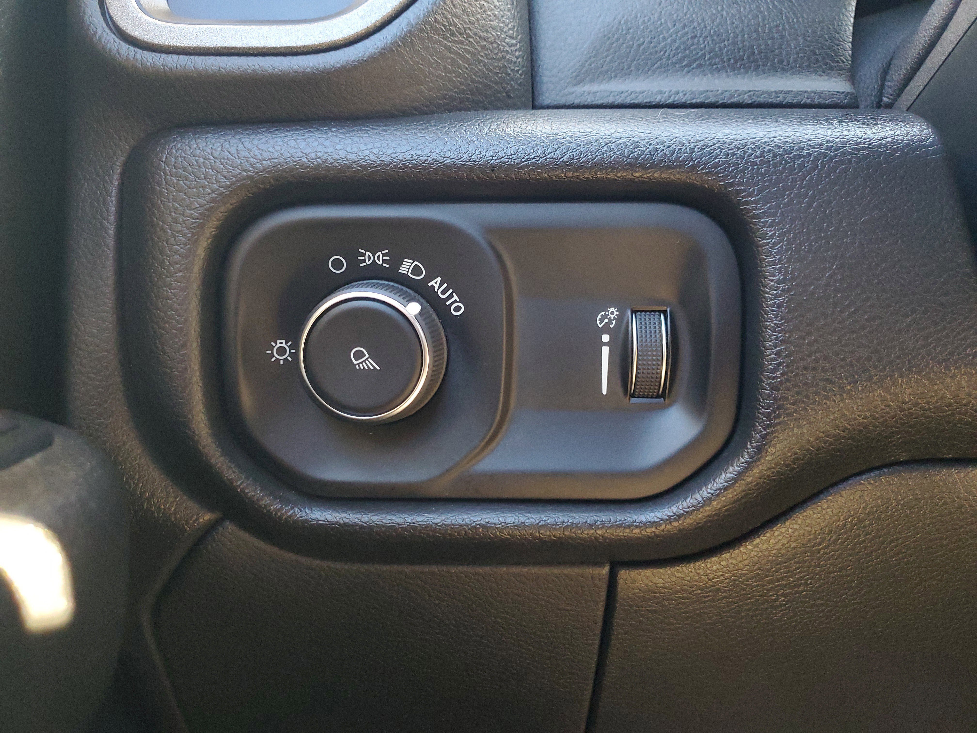 Used 2023 RAM 3500 Tradesman image 28