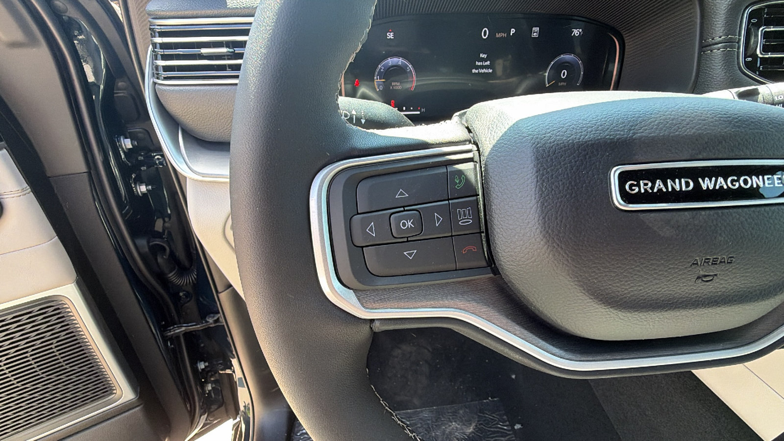 New 2026 Jeep Grand Wagoneer Limited AWD/4WD image 23