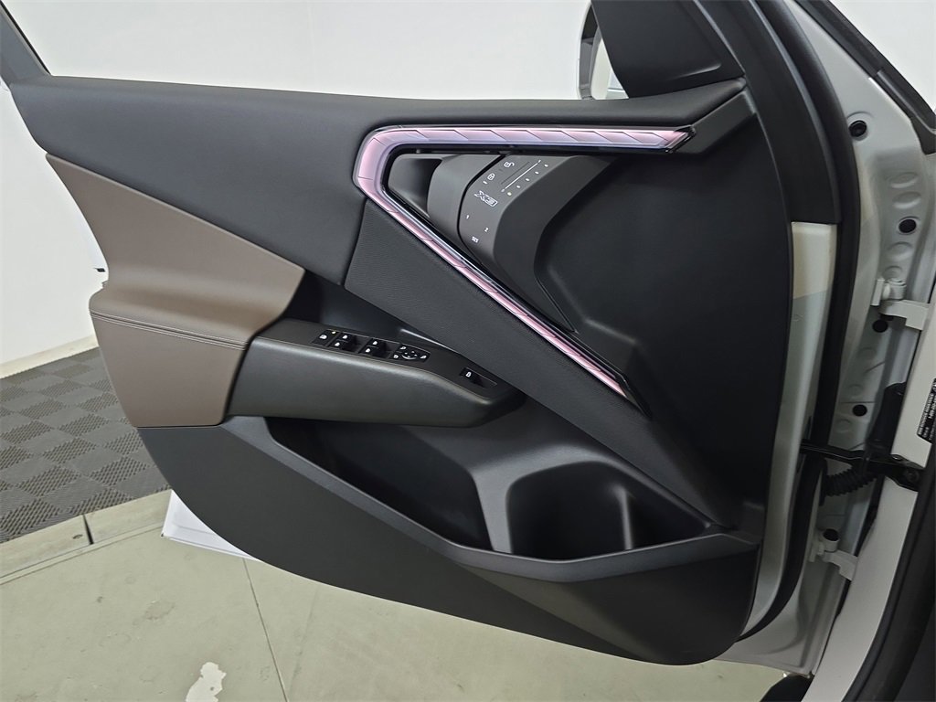 Used 2025 BMW X3 xDrive30i w/ Premium Package image 28