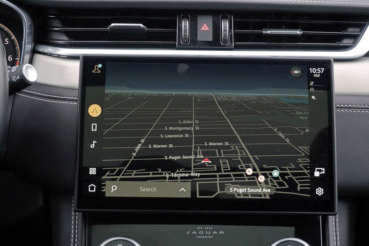 Used 2024 Jaguar F-PACE R-Dynamic S image 25