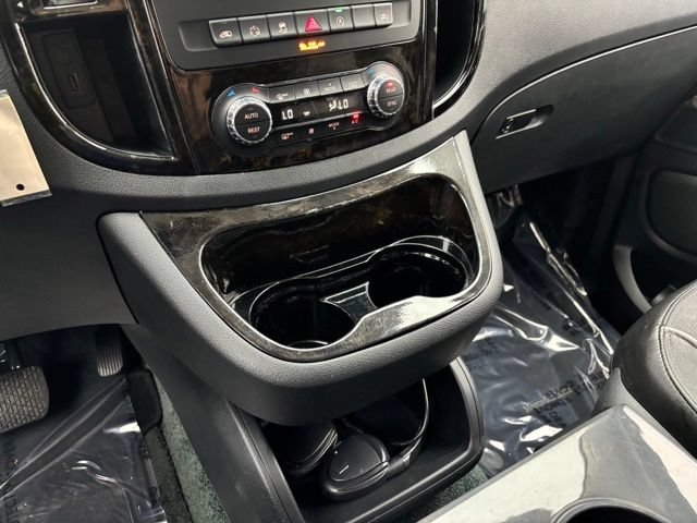 Used 2019 Mercedes-Benz Metris Passenger image 37