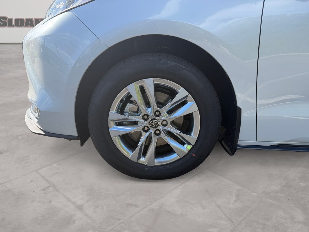 New 2026 Toyota Sienna Limited AWD/4WD image 14
