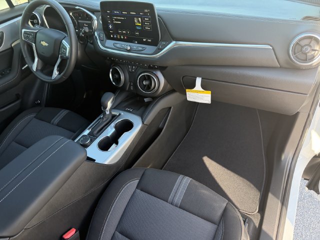 New 2026 Chevrolet Blazer LT w/ Convenience Package FWD image 16