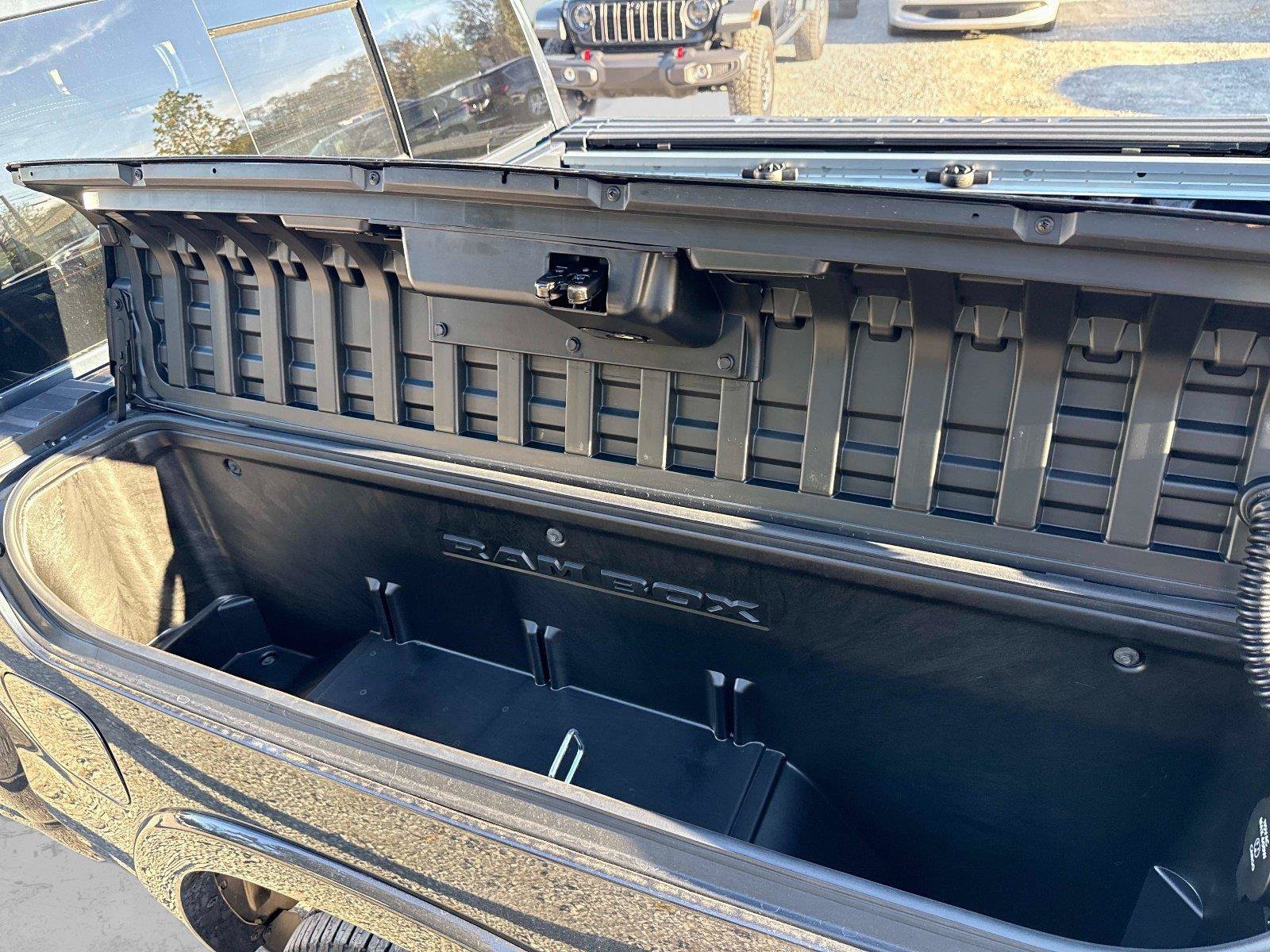 New 2026 RAM 1500 Big Horn AWD/4WD image 11