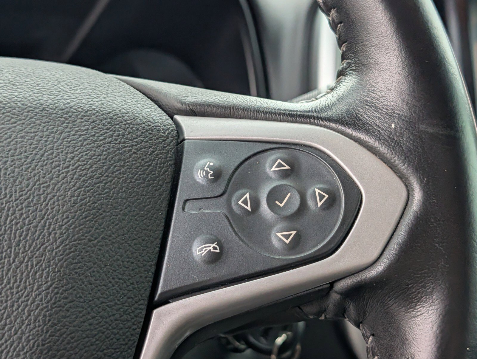 Used 2021 Chevrolet Colorado LT w/ Safety Package AWD/4WD image 33