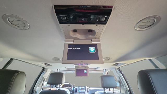 Used 2019 GMC Yukon XL Denali w/ Denali Ultimate Package RWD image 14