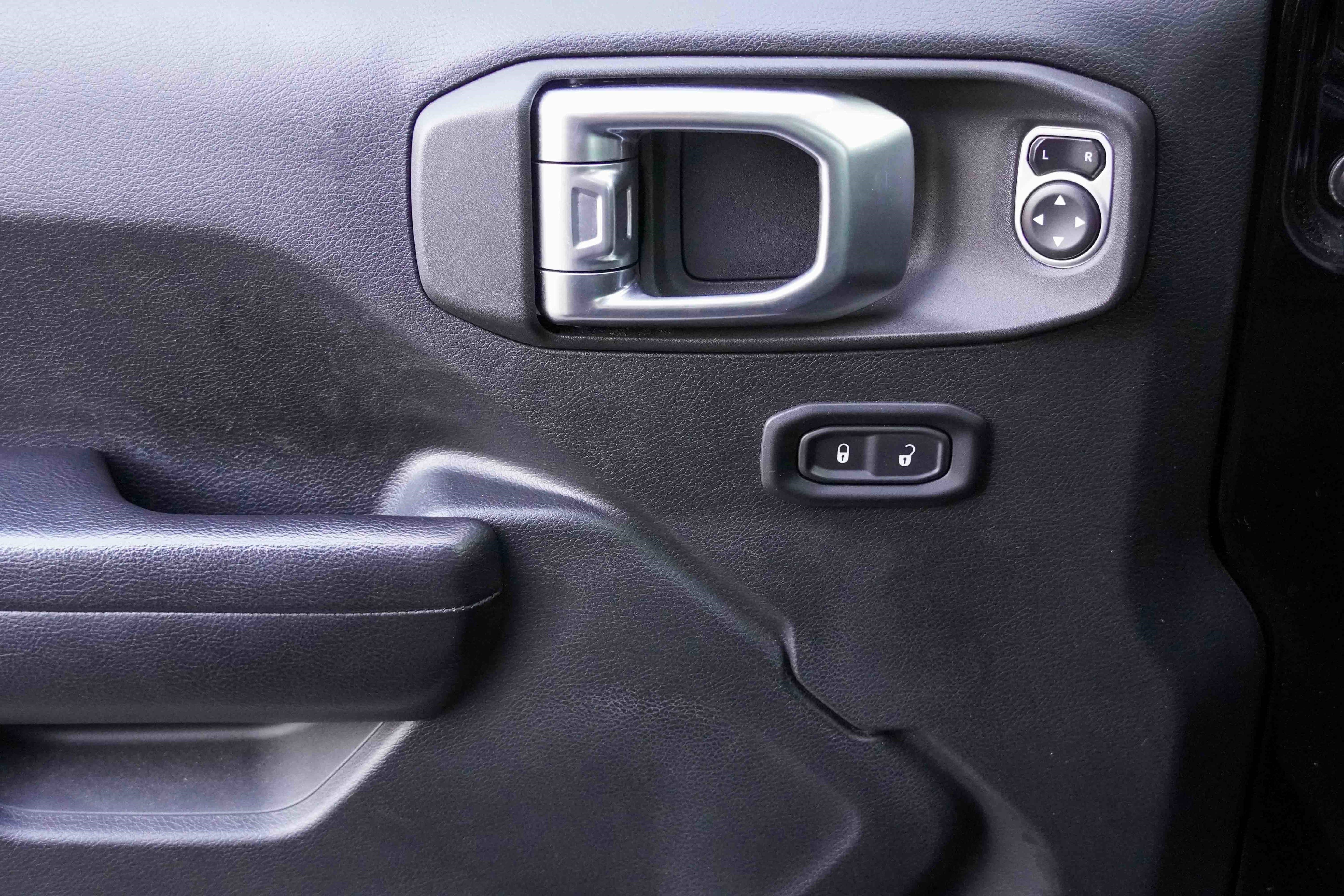 Used 2019 Jeep Wrangler Unlimited Sport S image 15