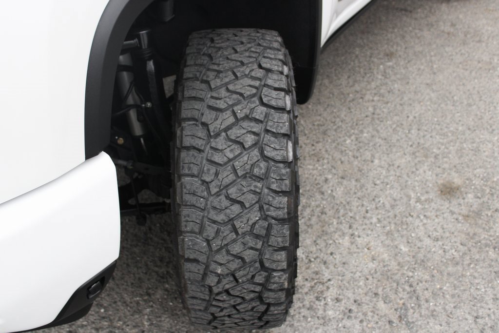 Used 2024 Chevrolet Silverado 3500 High Country w/ High Country Premium Package image 50