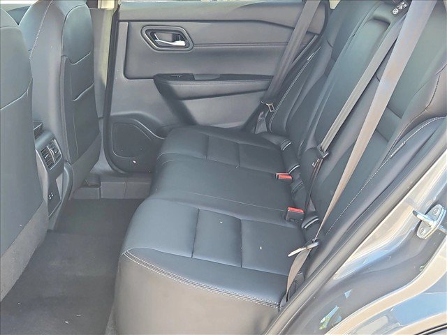 Used 2026 Nissan Rogue SL FWD image 19