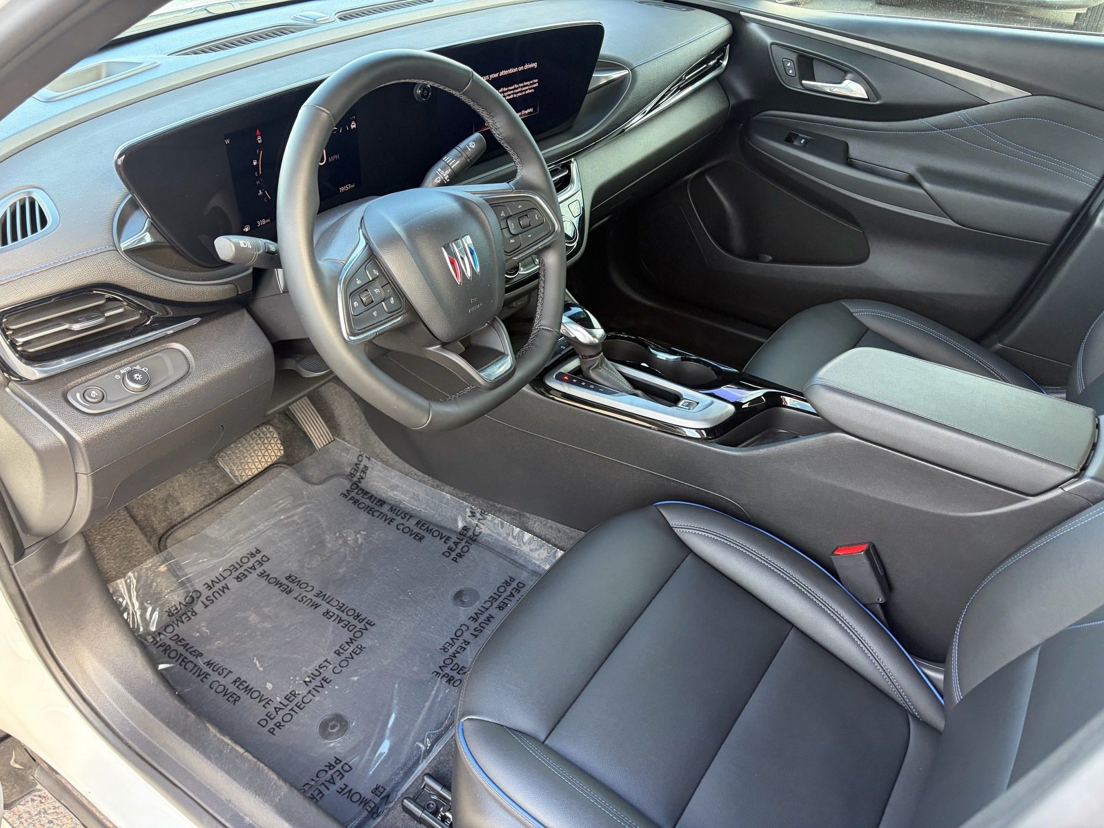 Used 2025 Buick Envista Sport Touring w/ Convenience I Package FWD image 11