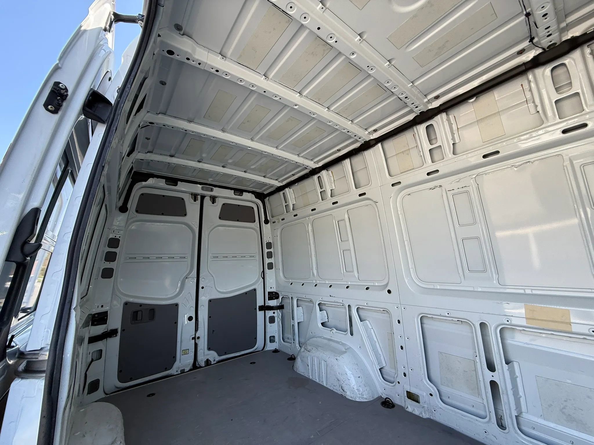 Used 2007 Dodge Sprinter 2500 image 23