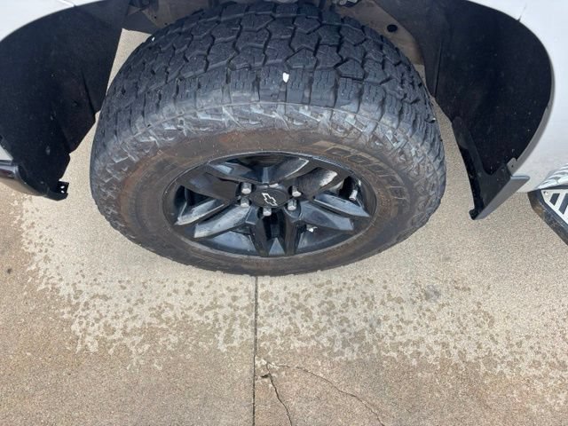 Used 2021 Chevrolet Silverado 1500 Custom Trail Boss AWD/4WD image 12