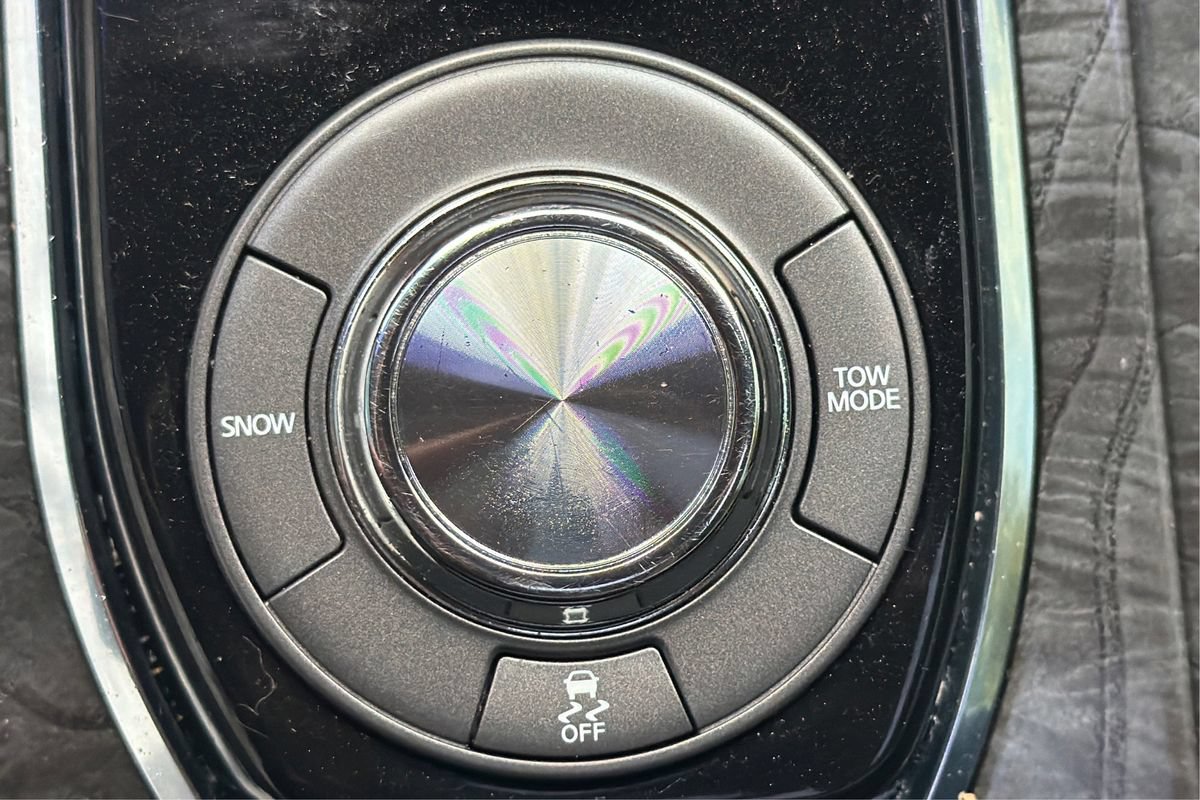 Used 2021 INFINITI QX80 Luxe RWD image 40