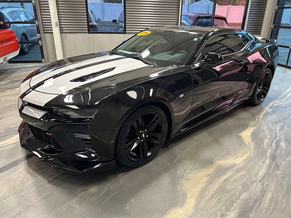 Used 2016 Chevrolet Camaro SS RWD image 35