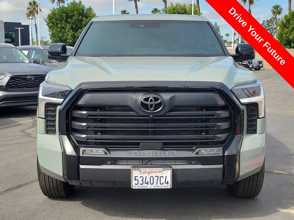 Used 2025 Toyota Tundra Limited AWD/4WD image 37