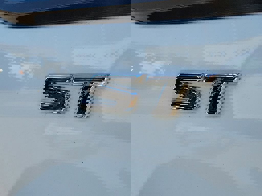 Used 2023 Buick Envision Preferred w/ Sport Touring Package image 6