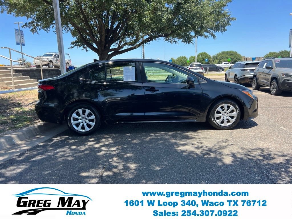 Used 2024 Toyota Corolla LE FWD image 9