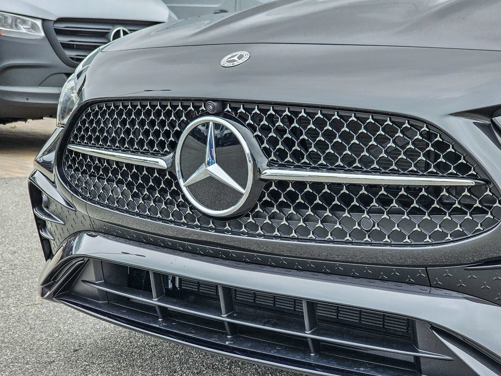 New 2026 Mercedes-Benz CLE 300 4MATIC Coupe image 5