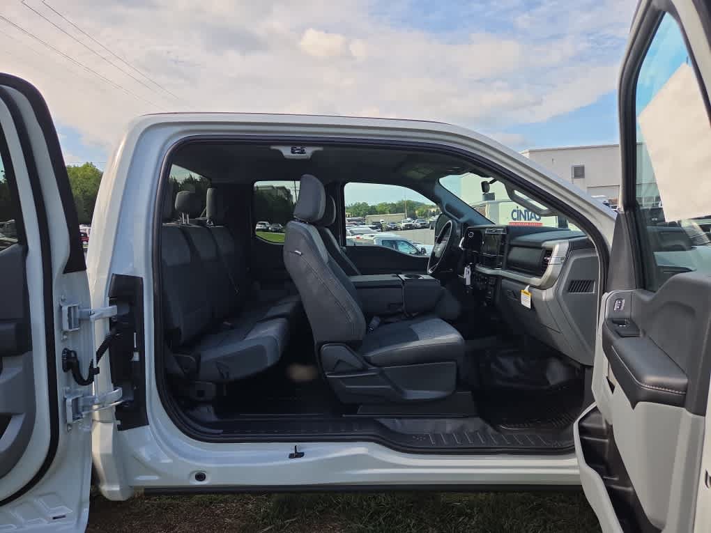 New 2026 Ford F350 XLT AWD/4WD image 12