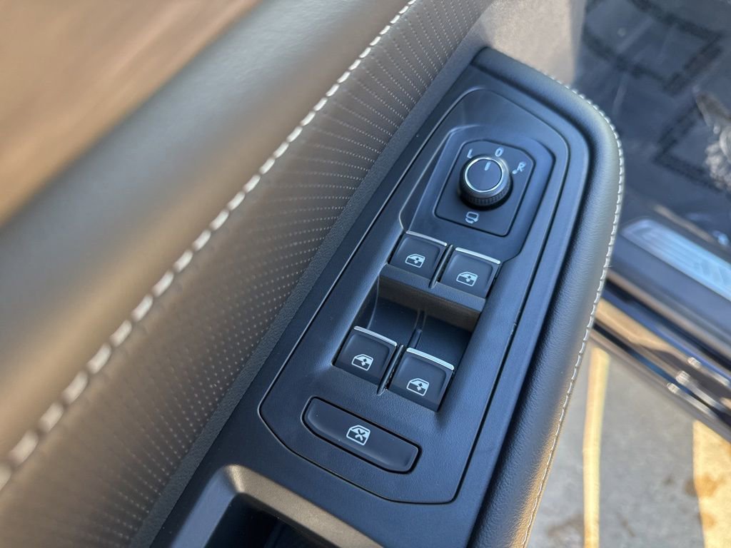New 2026 Volkswagen Atlas SEL Premium R-Line image 11