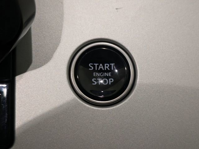 Used 2024 Land Rover Range Rover Long Wheelbase SE image 34